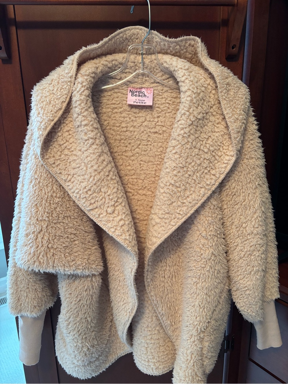 Nordic Beach Cream Hooded Jacket
